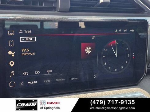 Used 2024 GMC Sierra 2500 Denali w/ Technology Package AWD/4WD image 16