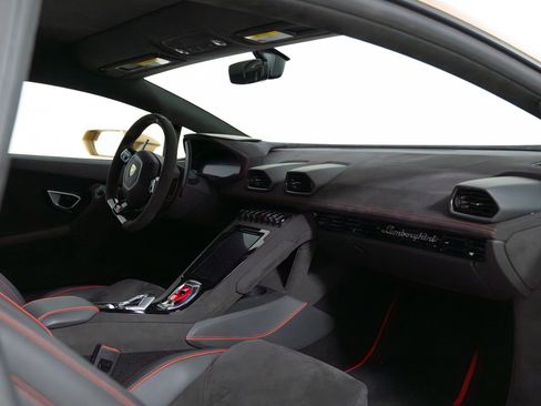 Used 2023 Lamborghini Huracan Tecnica image 42
