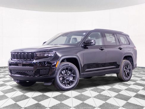New 2025 Jeep Grand Cherokee L Altitude image 2