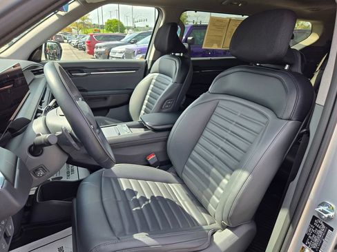 Used 2026 Kia EV9 Land AWD/4WD image 15