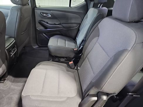 Used 2023 Chevrolet Traverse LT AWD/4WD image 14