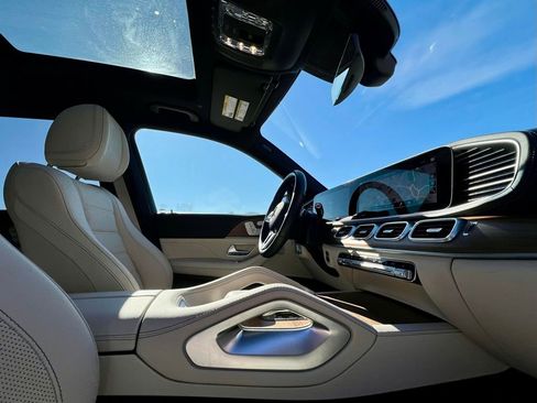 Certified 2023 Mercedes-Benz GLS 580 GLS 580 image 14