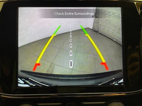 Used 2020 Jeep Grand Cherokee Altitude RWD image 15