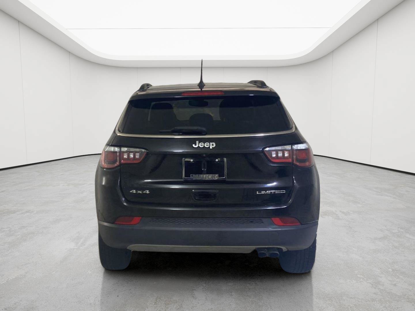Used 2019 Jeep Compass Limited AWD/4WD image 5