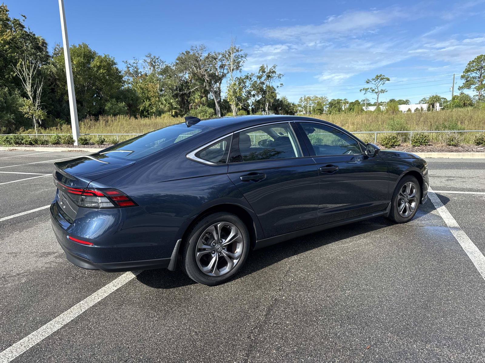 Used 2024 Honda Accord EX image 3