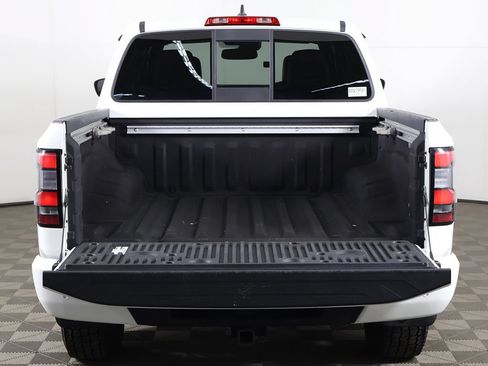 Used 2022 Nissan Frontier PRO-4X w/ Pro-4X Premium Package AWD/4WD image 22