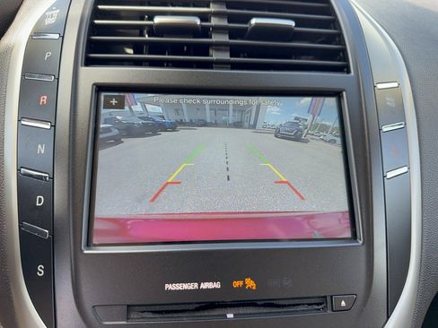 Used 2019 Lincoln MKC Select w/ Select Plus Package image 20