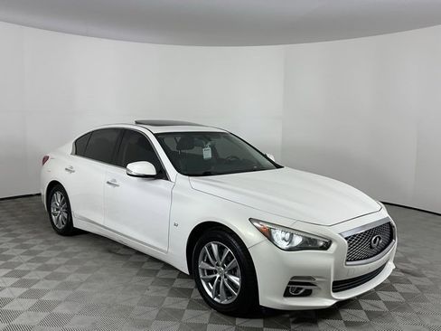 Used 2014 INFINITI Q50 Premium w/ Navigation Package image 3