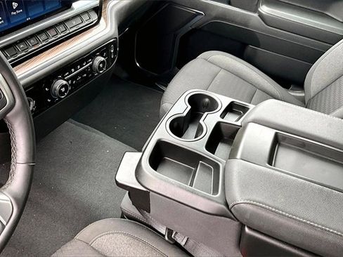 Used 2024 Chevrolet Silverado 1500 LT w/ Protection Package image 15