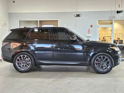Used 2017 Land Rover Range Rover Sport HSE image 4