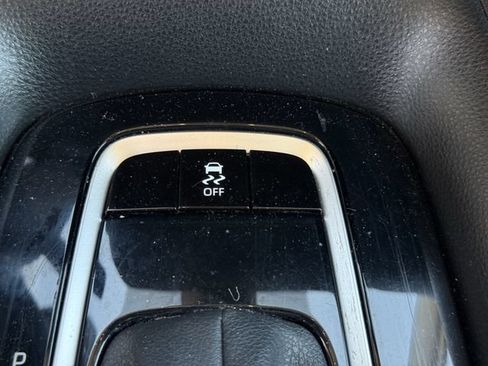 Used 2024 Toyota Corolla LE FWD image 17