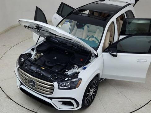 Used 2024 Mercedes-Benz GLS 450 GLS 450 image 91