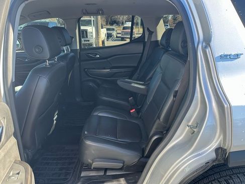 Used 2017 GMC Acadia SLT image 20