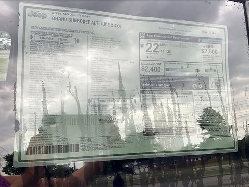 New 2025 Jeep Grand Cherokee Altitude image 14