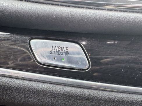 Used 2020 Buick Enclave Essence w/ LPO, Cargo Package image 24