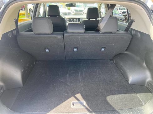 Used 2022 Kia Sportage LX image 10