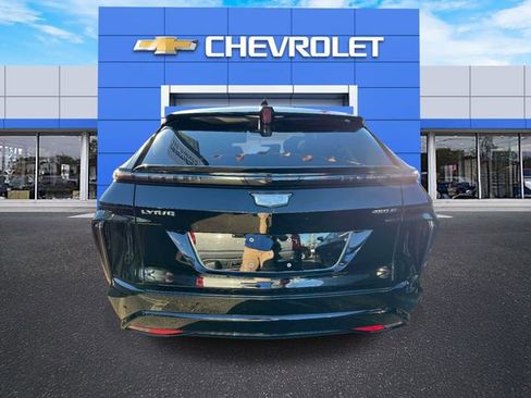 Used 2024 Cadillac Lyriq Sport RWD image 5