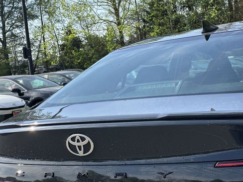 New 2026 Toyota Camry SE FWD image 21
