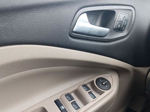 Used 2014 Ford Escape Titanium image 20