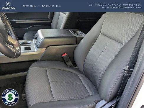 Used 2021 Ford Expedition XLT image 19