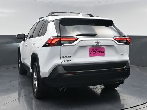 Used 2023 Toyota RAV4 XLE image 17