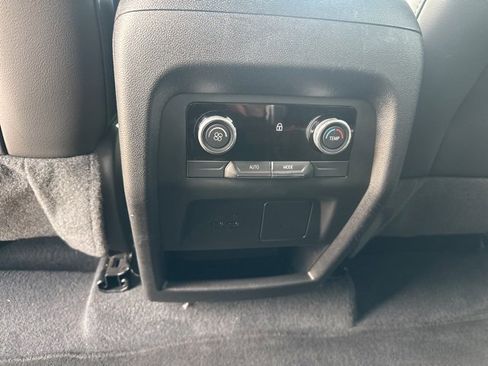 Used 2025 Buick Enclave Sport Touring image 28