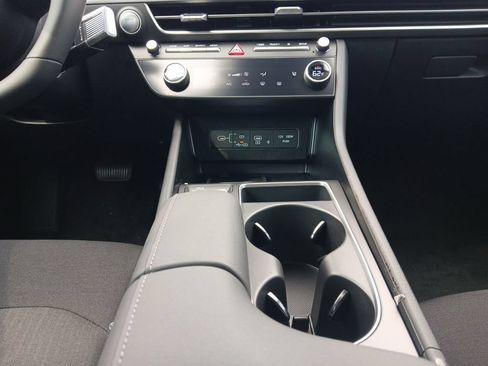 New 2026 Hyundai Sonata SEL FWD image 11