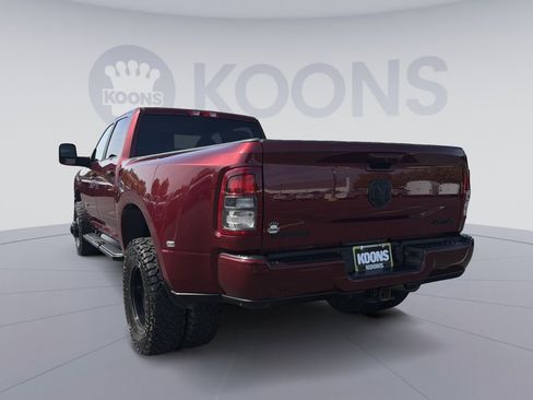 Used 2024 RAM 3500 Big Horn w/ Night Edition AWD/4WD image 4