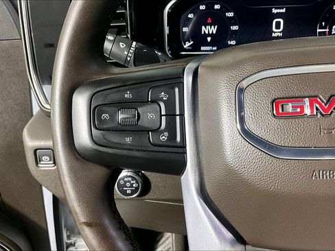 Used 2024 GMC Sierra 1500 SLT w/ SLT Premium Plus Package AWD/4WD image 18