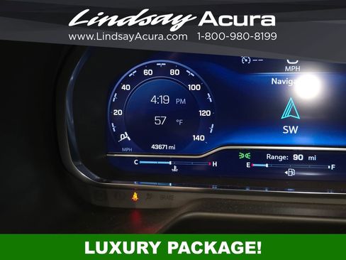 Used 2024 Chevrolet Tahoe RST w/ RST Performance Edition AWD/4WD image 13