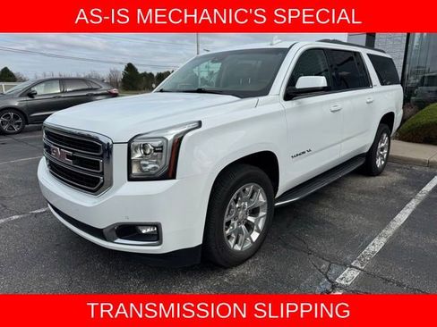Used 2018 GMC Yukon XL SLE w/ SLE Value Package image 1
