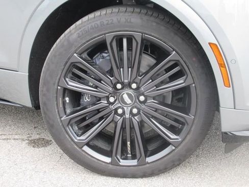 New 2026 Cadillac Lyriq V image 7