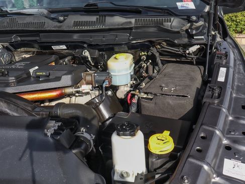 Used 2014 RAM 2500 Limited image 14