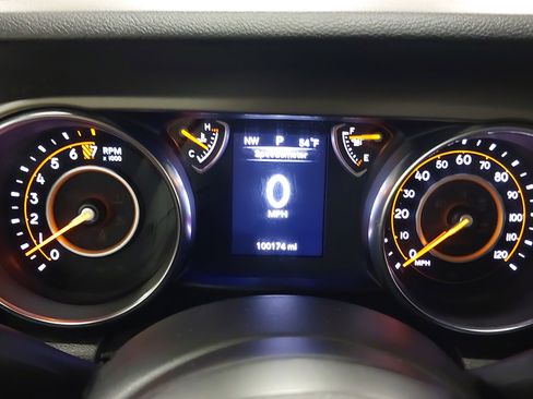 Used 2021 Jeep Wrangler Unlimited Sport image 18