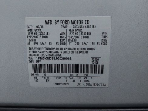 Used 2018 Ford Explorer XLT w/ Equipment Group 202A AWD/4WD image 33