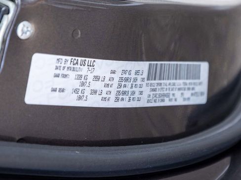 Used 2017 Chrysler Pacifica Touring Plus w/ Tire & Wheel Group image 22