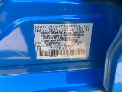 Used 2025 Nissan Sentra SV image 27