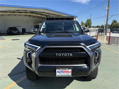 Used 2016 Toyota 4Runner TRD Pro AWD/4WD image 3