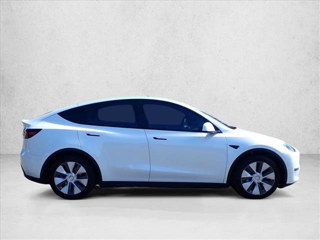 Used 2022 Tesla Model Y Long Range AWD/4WD image 5