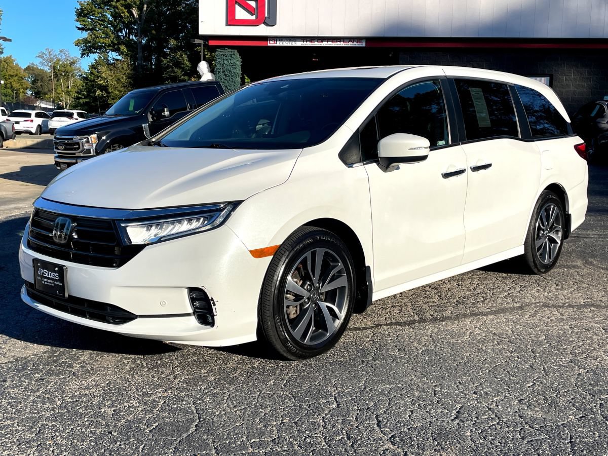 Used 2022 Honda Odyssey Touring image 1