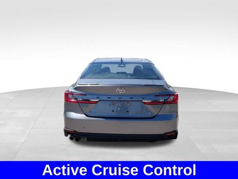 Used 2025 Toyota Camry SE FWD image 13