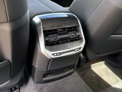 New 2025 BMW 760i xDrive AWD/4WD image 14