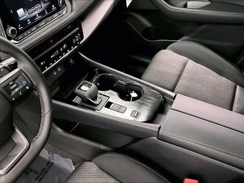 New 2026 Nissan Rogue SV image 9