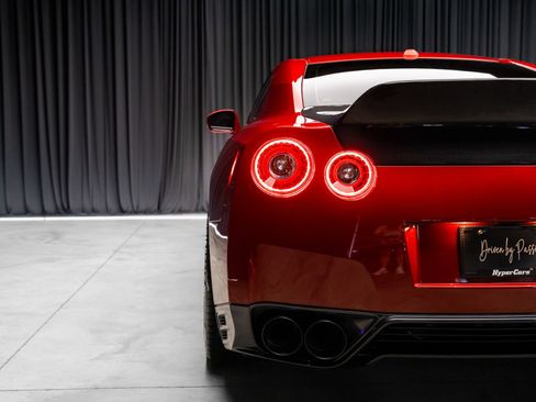 Used 2016 Nissan GT-R Premium AWD/4WD image 48