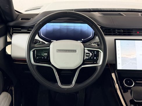 Used 2023 Land Rover Range Rover Sport SE image 17