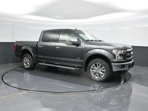 Used 2016 Ford F150 Lariat w/ Equipment Group 502A Luxury AWD/4WD image 5