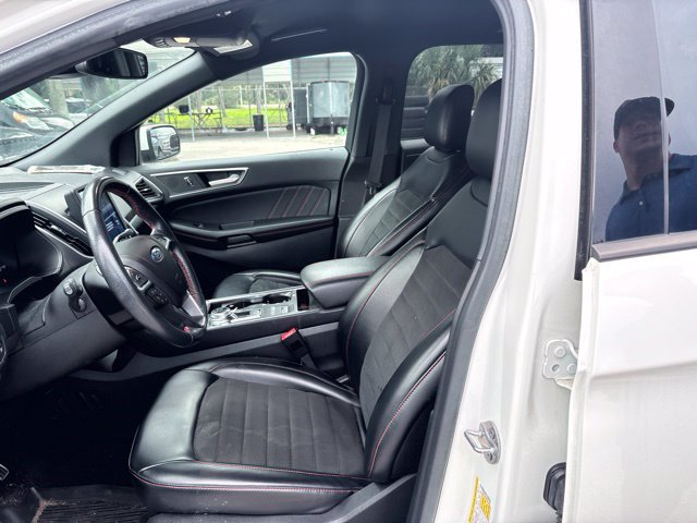 Used 2023 Ford Edge ST-Line w/ Cargo Accessory Package AWD/4WD image 9