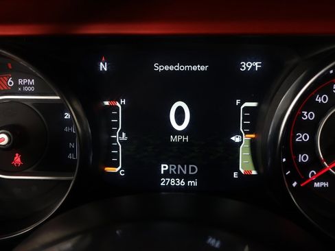 Used 2021 Jeep Gladiator Rubicon w/ Uconnect 4C Nav & Sound Group image 33