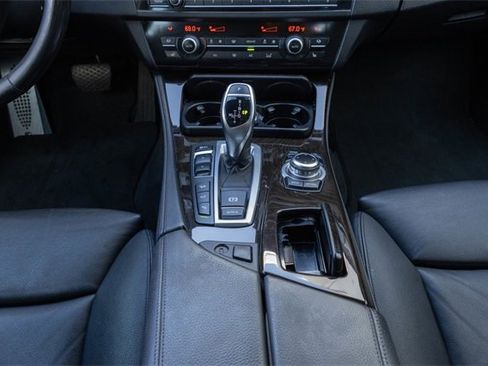 Used 2013 BMW 535i xDrive Sedan image 25