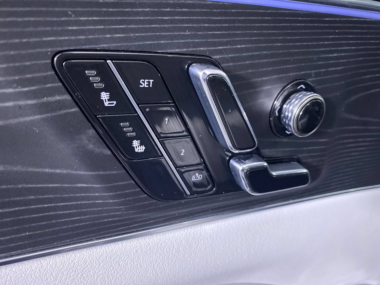 Certified 2024 Cadillac Lyriq Luxury w/ LPO, Floor Liner Package AWD/4WD image 10